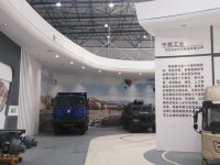 卡車展銷會(huì)展廳室內(nèi)展覽效果-2239-04